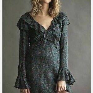 Free people long sleeve dress with floral print. Dark green.
